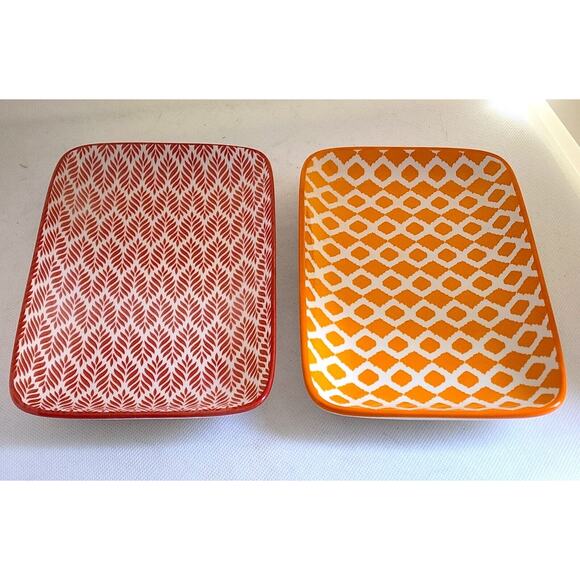 Plates-Small Bites/Appetizer/Buffet-Salamica-Abstract Design-Red-Orange-Set of 2 - Picture 6 of 9